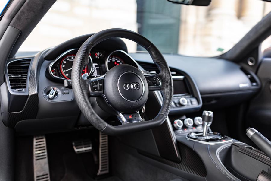 Торпедо Audi R8 LMX 2014 года  (фото 22 из 39)